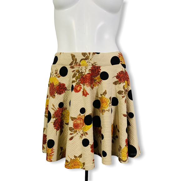 Zara Dresses & Skirts - Zara Floral Print Stretch A-Line Skirt Size M